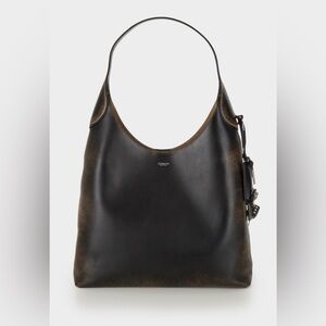 COACH
Brooklyn 39 Distressed Leather Shoulder Bag